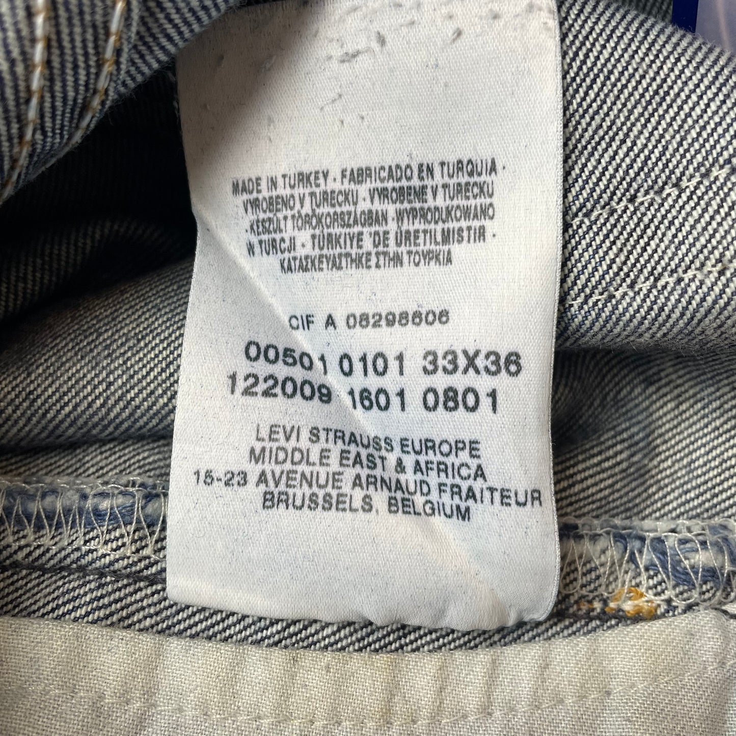 (L) Levi’s 501 Jeanshose blau W33/L36