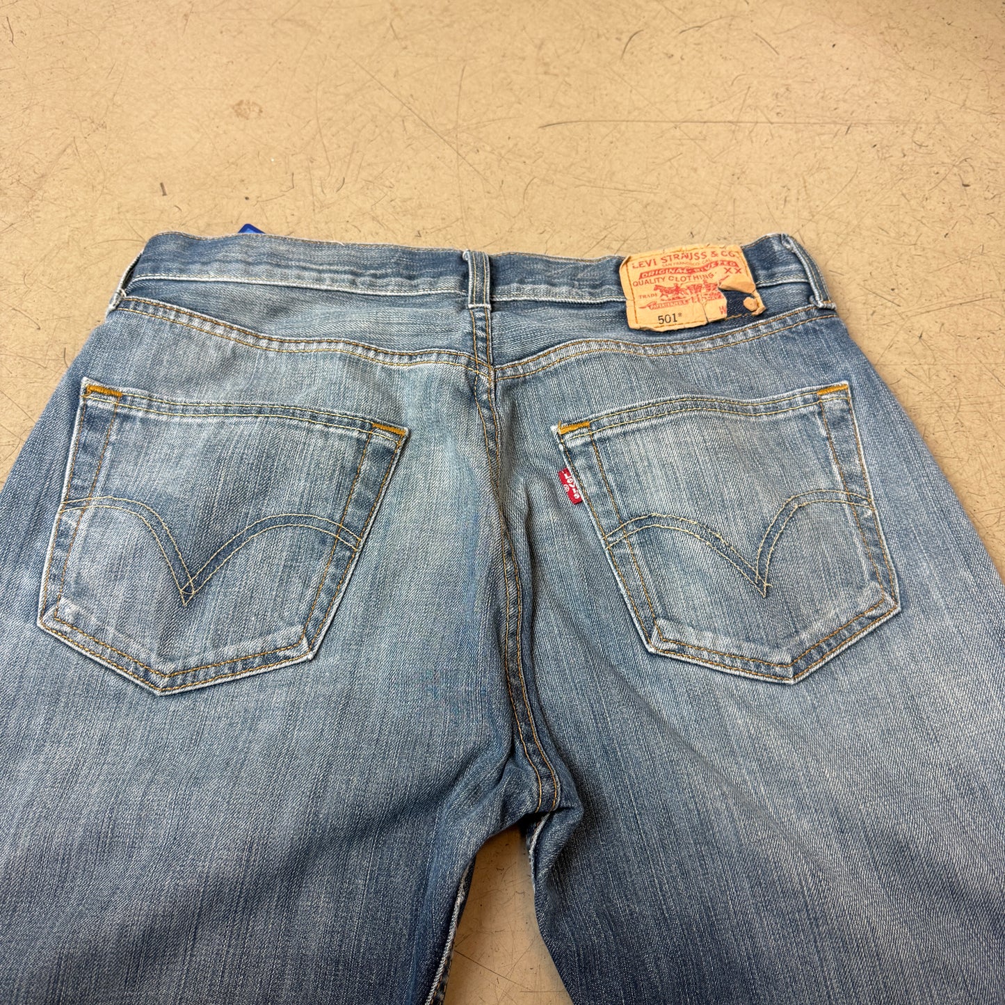 (M) Faded Levi’s 501 Jeanshose W33/L36