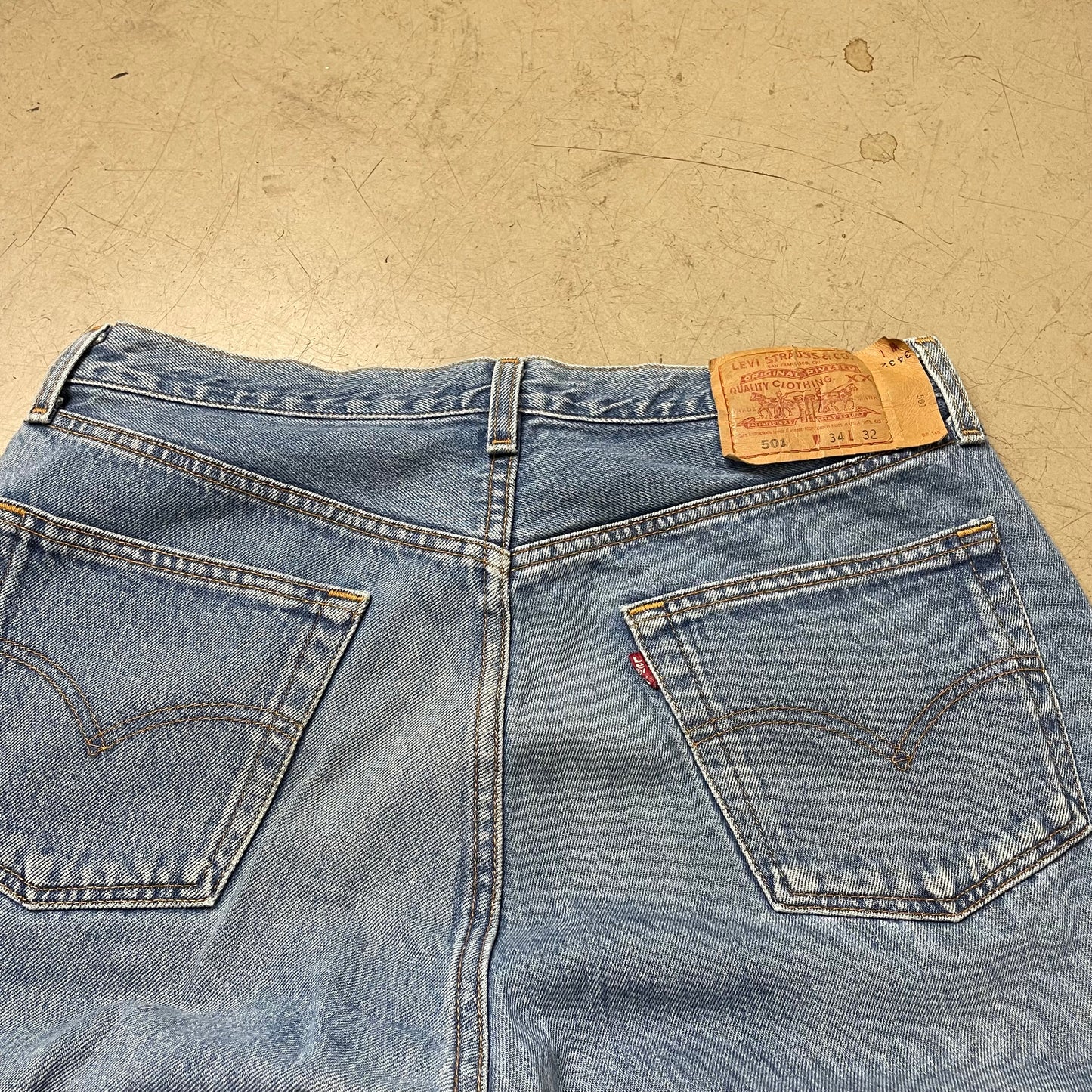 (L) Levi’s 501 Jeanshose hellblau W34L32