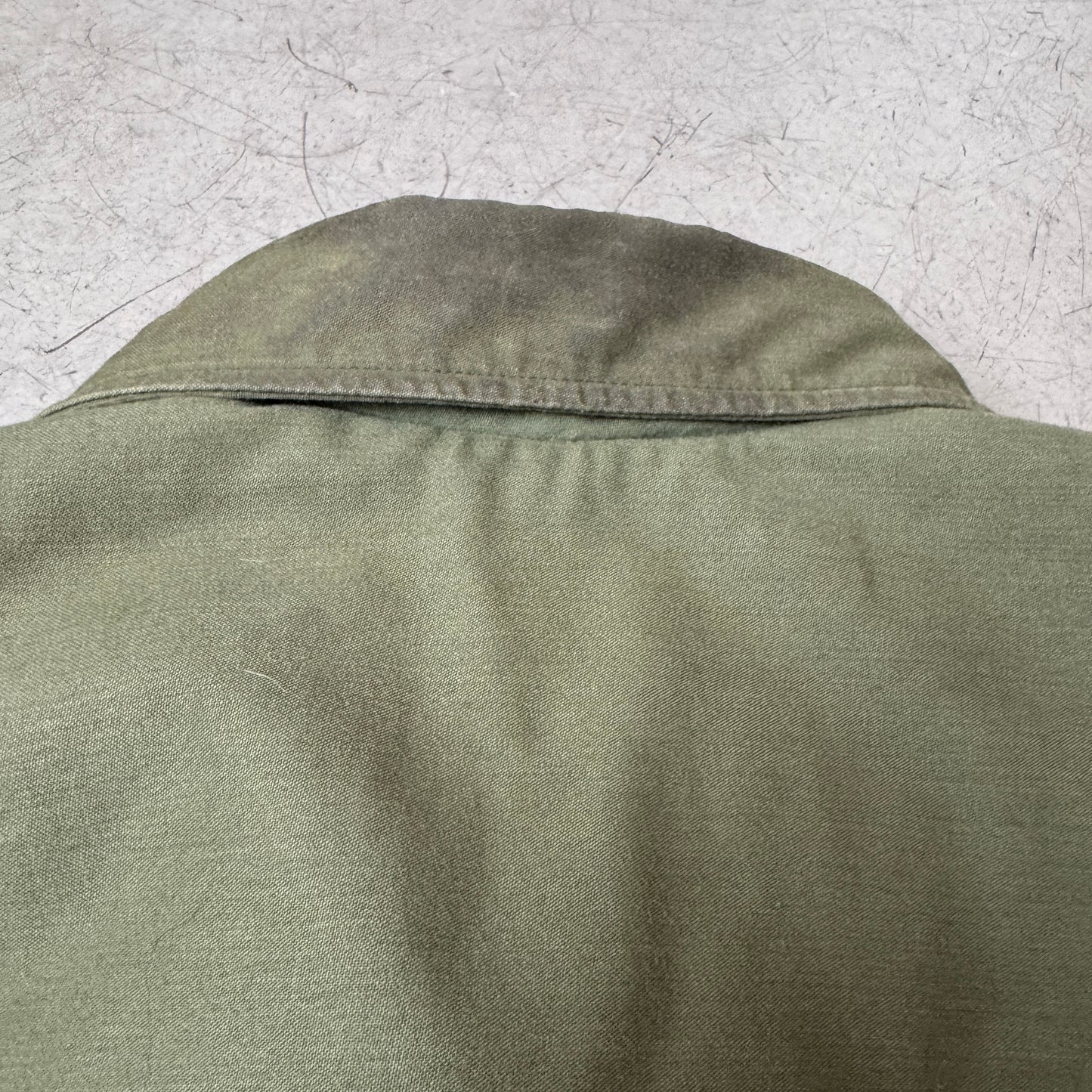 (S-M) Vintage Cropped Padded Army Jacket Olivgrün