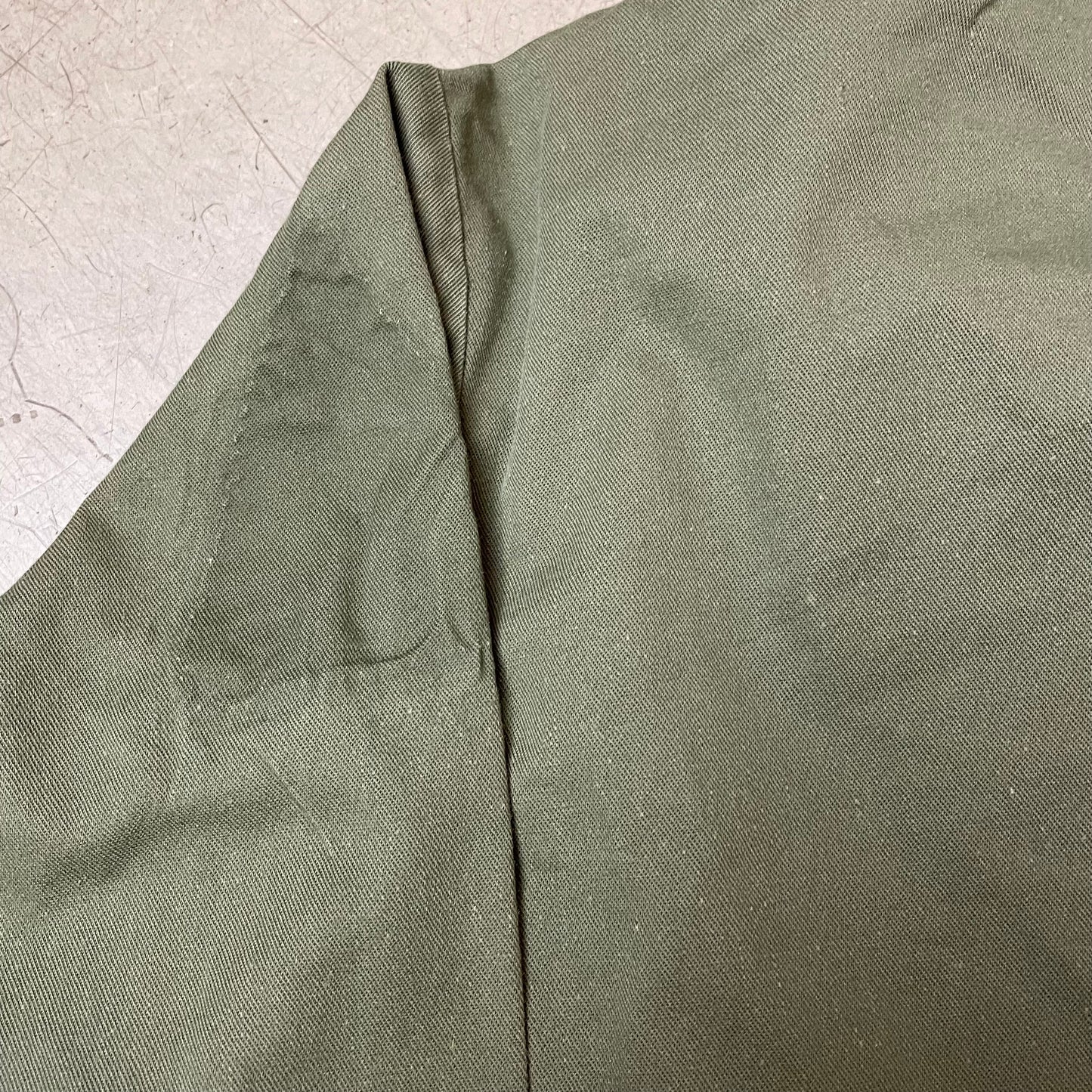 (L) 1980s OG507 US Army Hemd grün