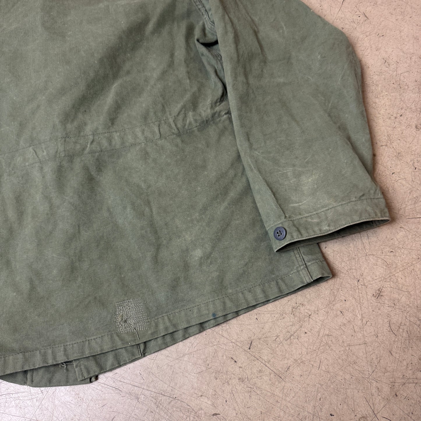 (L) Vintage DDR Army Work Jacket