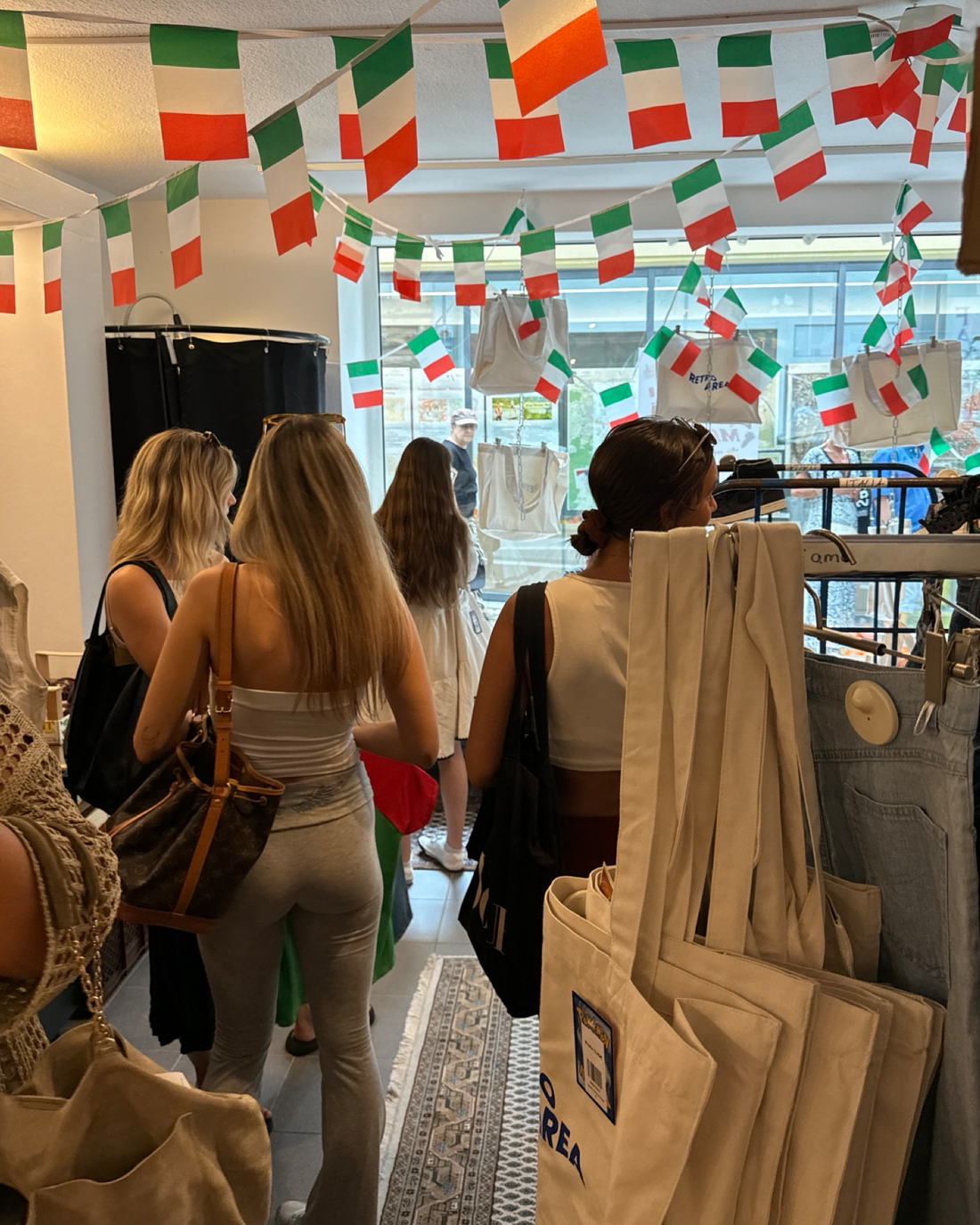 ITALIAN VINTAGE MARKET IN AUGSBURG