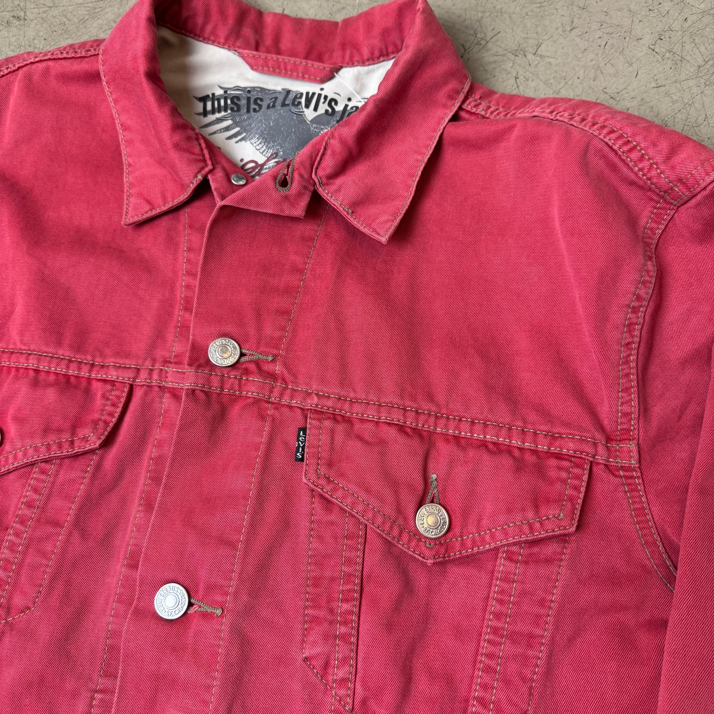 (S) Wmn 1990s Levi’s Jeansjacke Faded rot Black Label