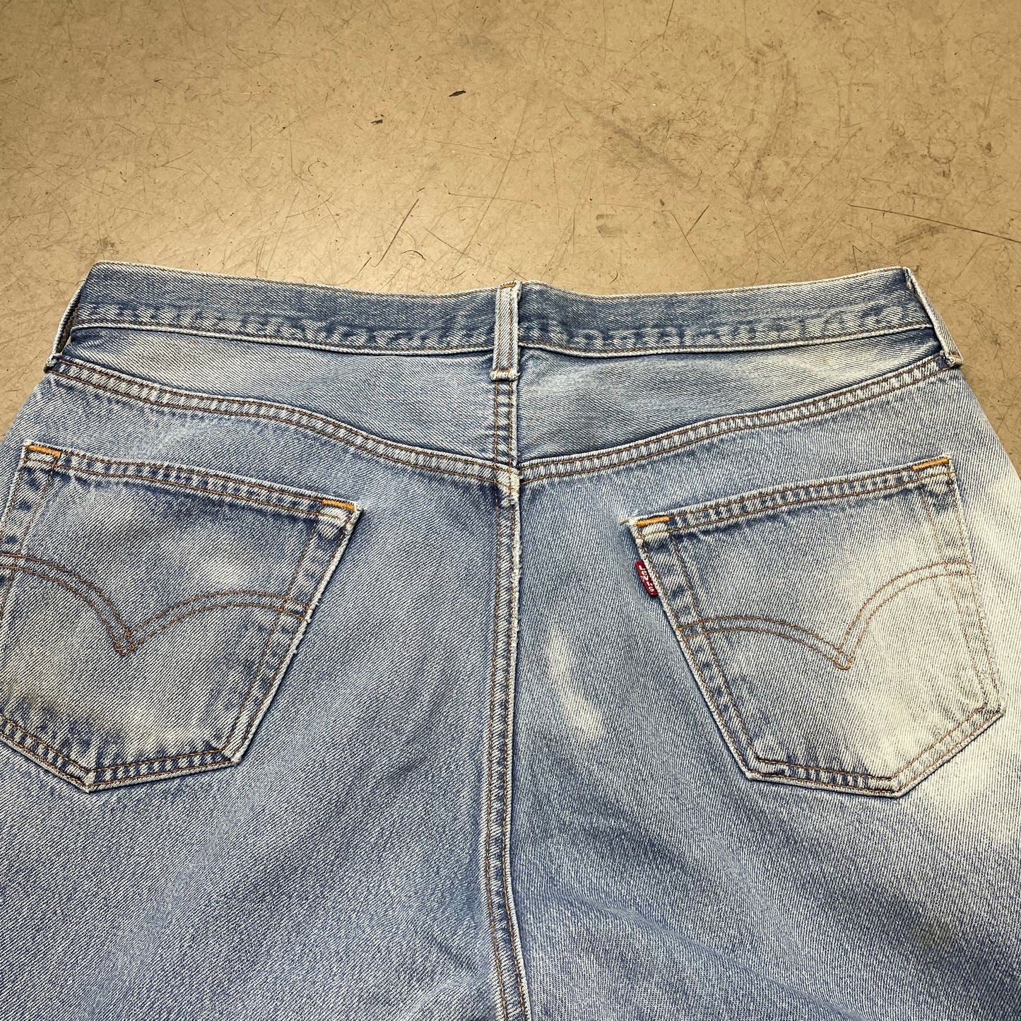 (L-XL) 1998 Levi’s 501 Jeanshose faded hellblau W38L31