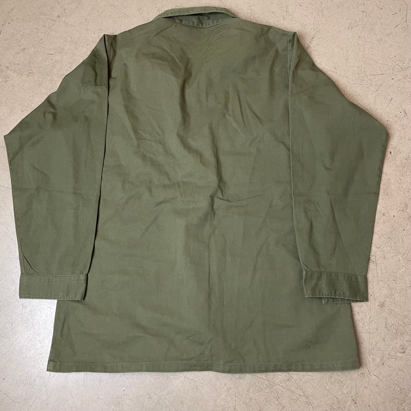 (L) 1980s OG507 US Army Hemd grün