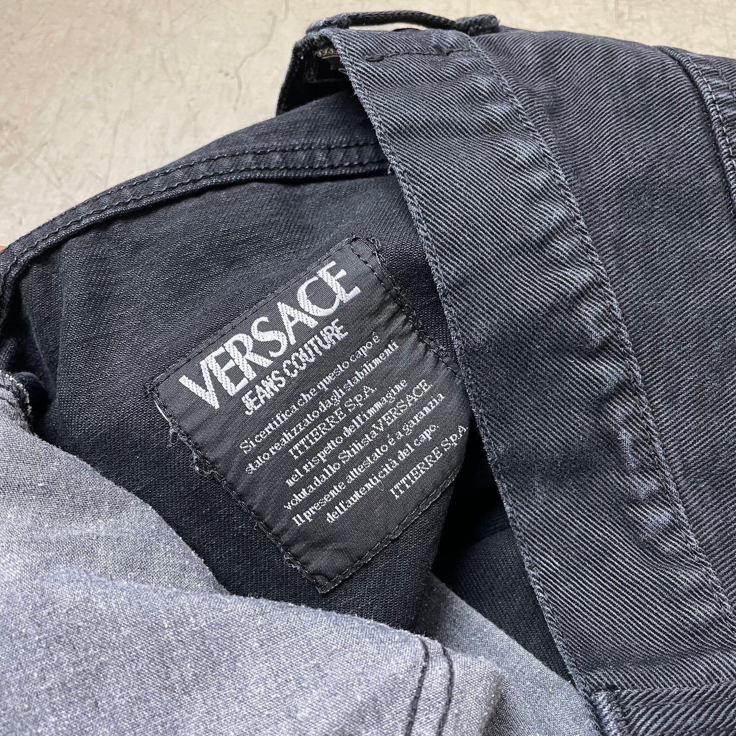 (XL) 1990s Versace Jeanshose schwarz 38 52