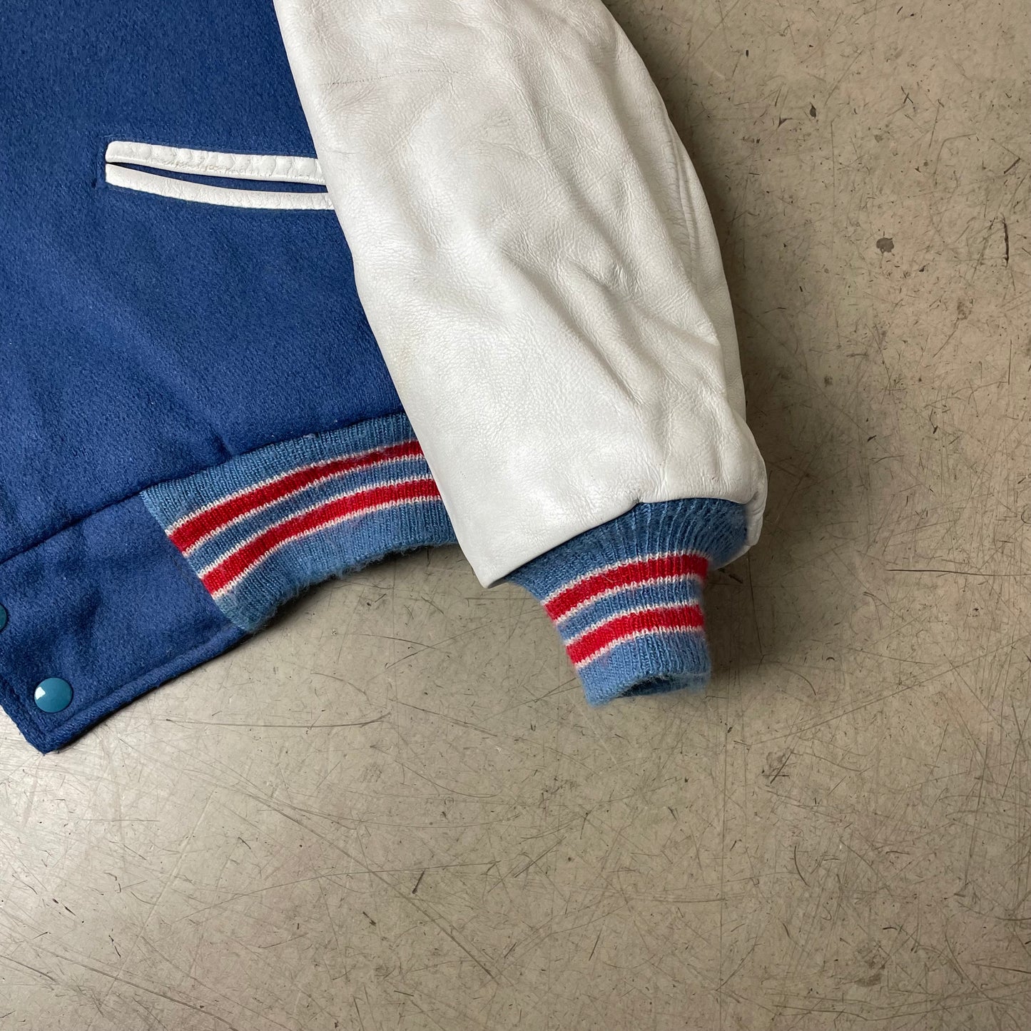 (L-XL) 1990s Trophy Jackets College Jacke blau weiß California
