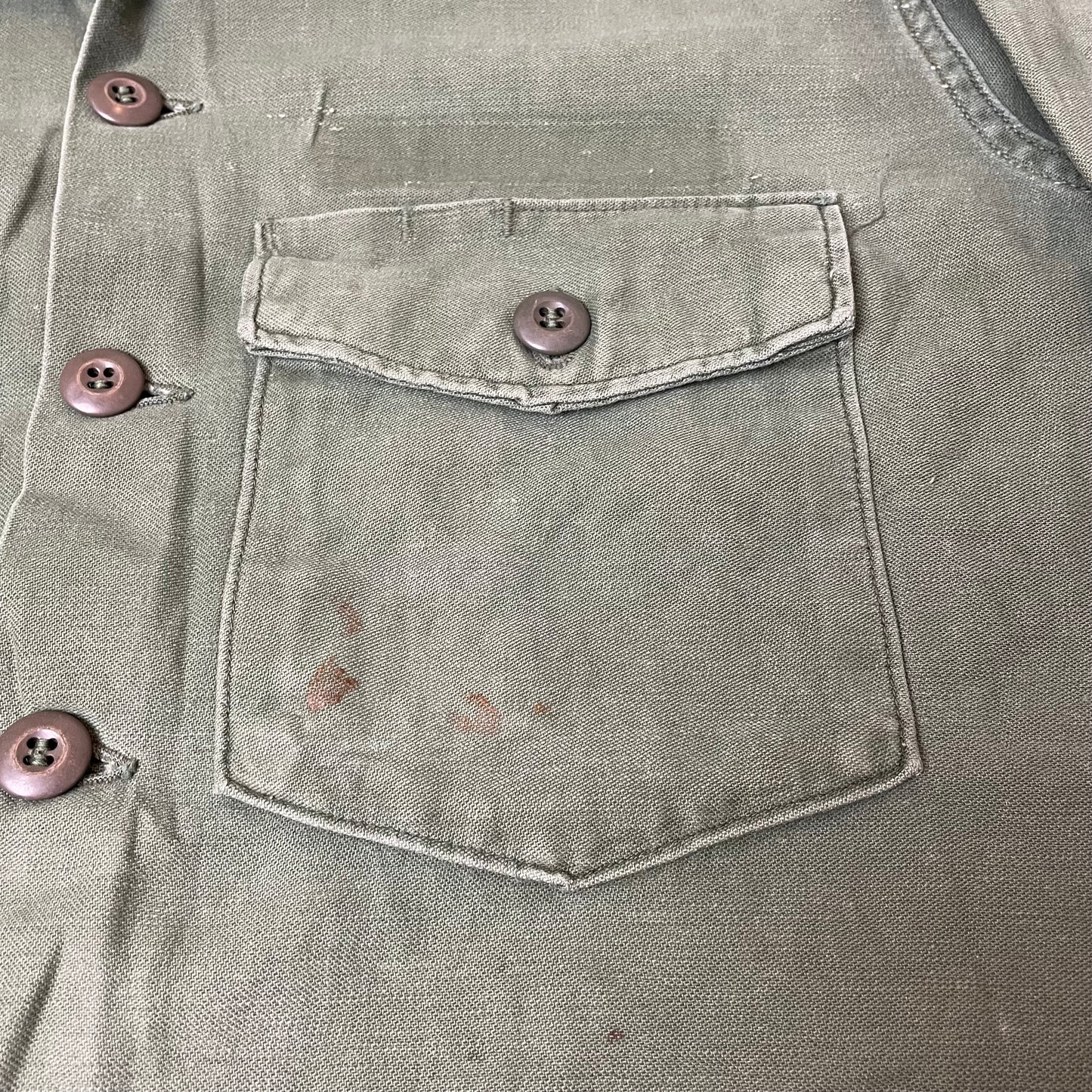 (M-L) 1970s OG107 Cotton Sateen US Army Hemd grün