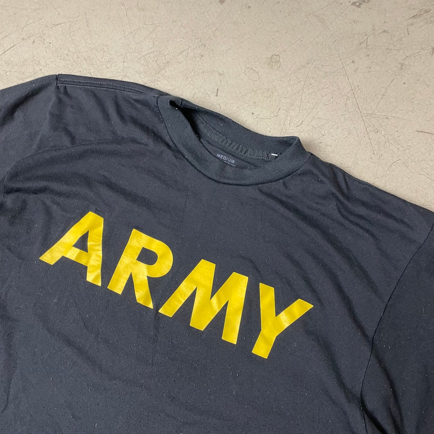 (M-L) US Army Tshirt schwarz gelb