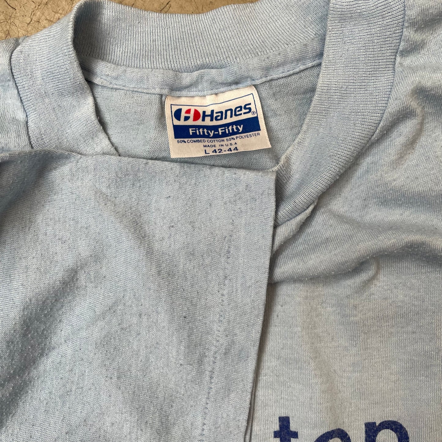 (M-L) 1980s Single Stitch Compri Hotel Souvenir Tshirt hellblau