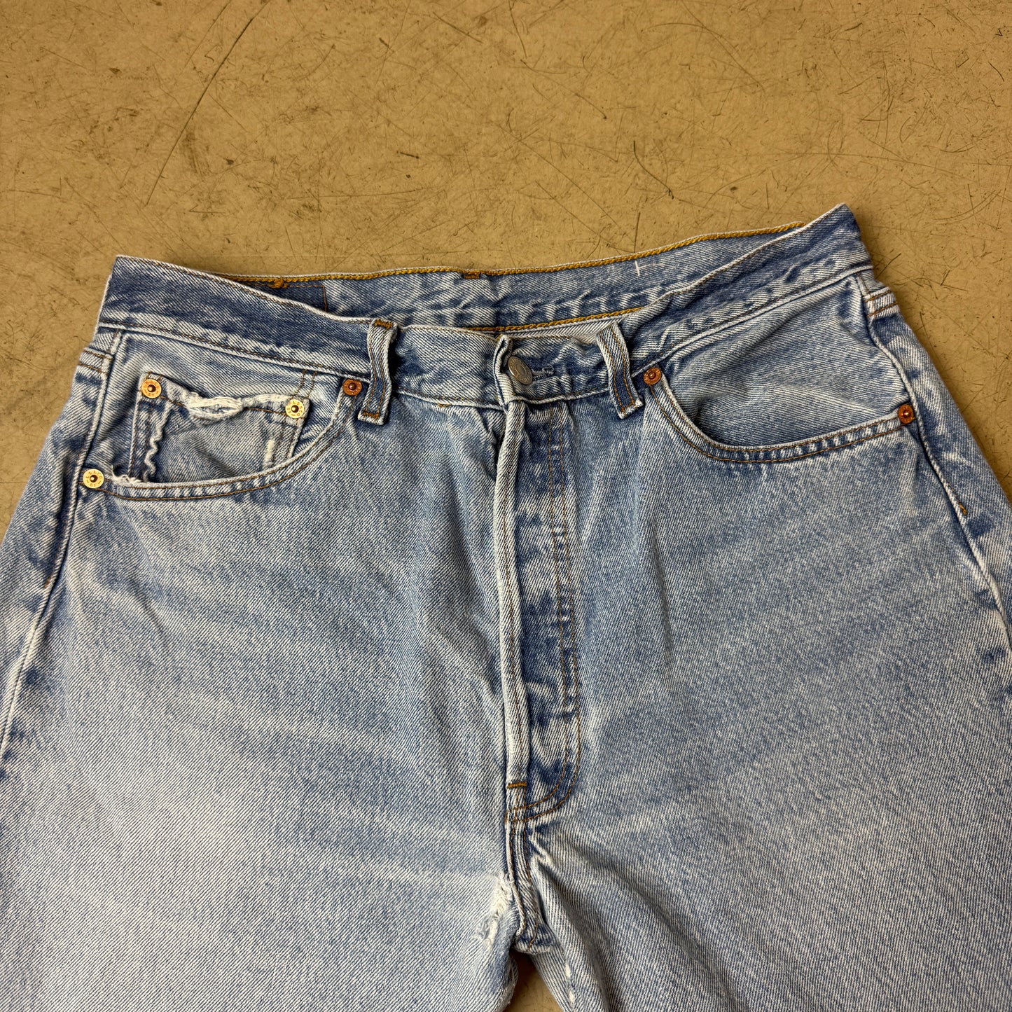 (L) Levi’s 501 Jeanshose hellblau W34/L32