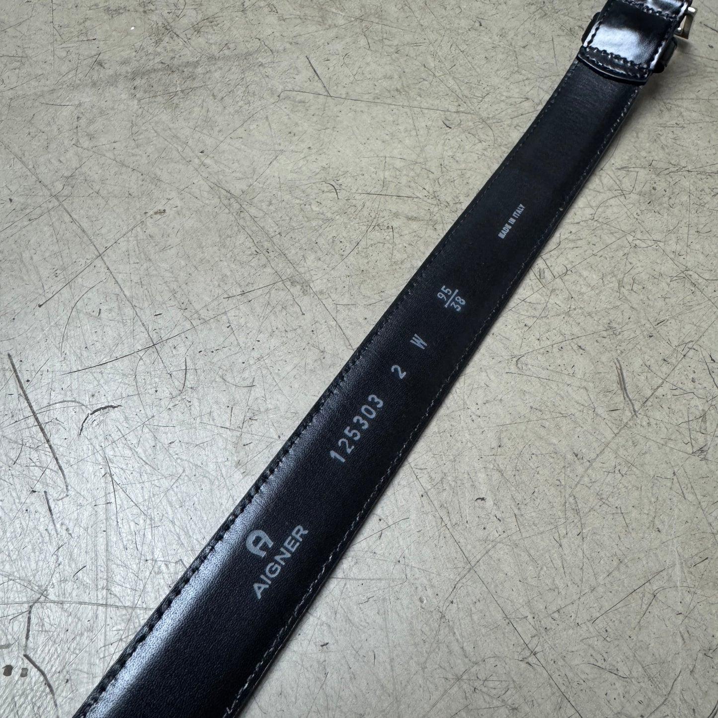 Aigner Leder Gürtel schwarz Lack 111cm