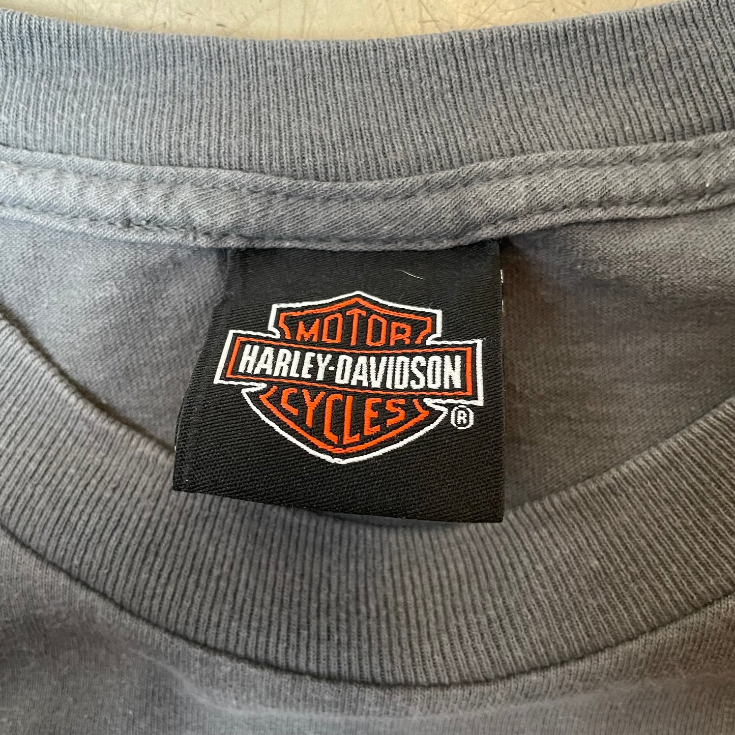 (XL) 2016 Harley Davidson Pittsburgh Big Logo Tshirt Faded grau