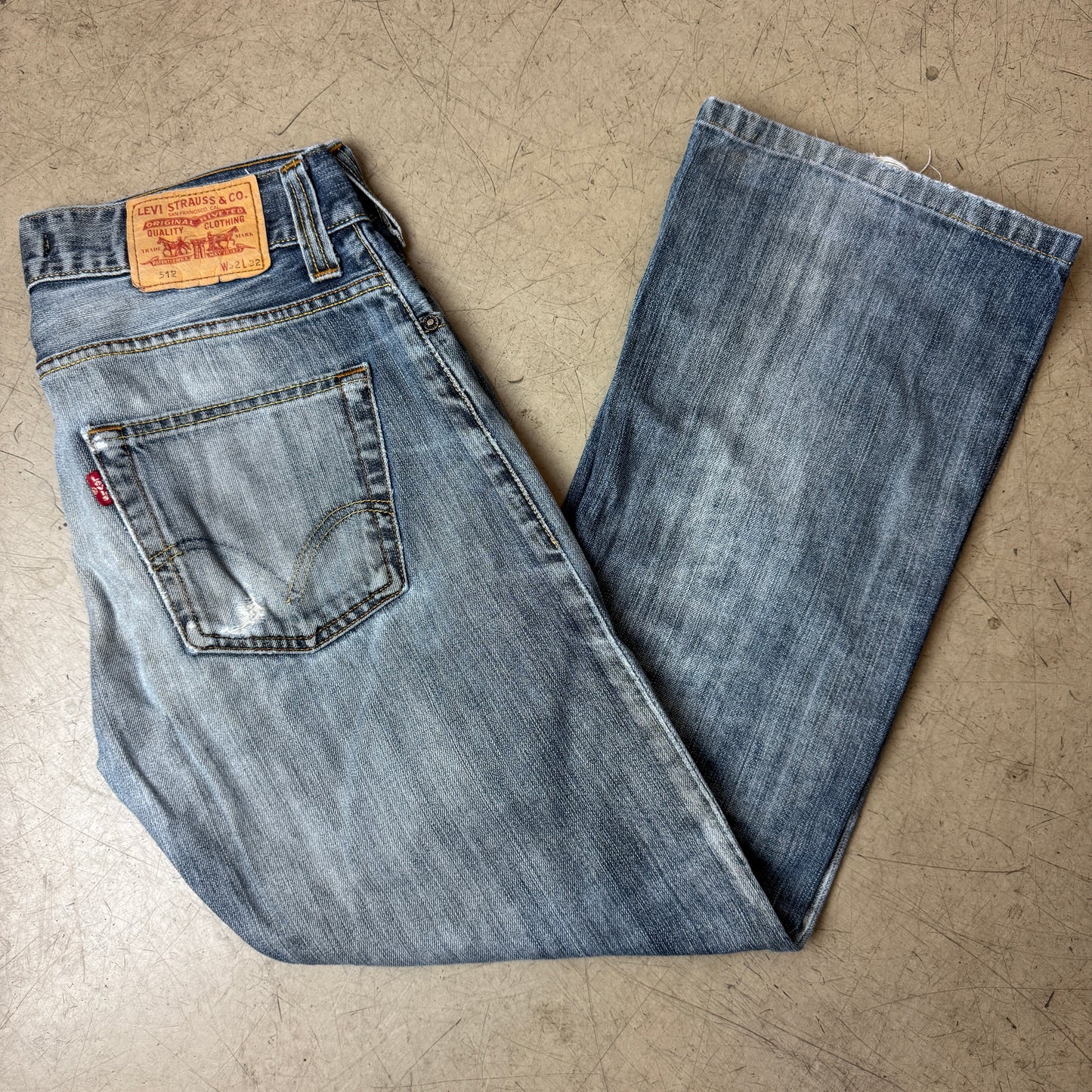 (M-L) Faded Levi‘s 512 Bootcut Jeanshose hellblau W32/L32