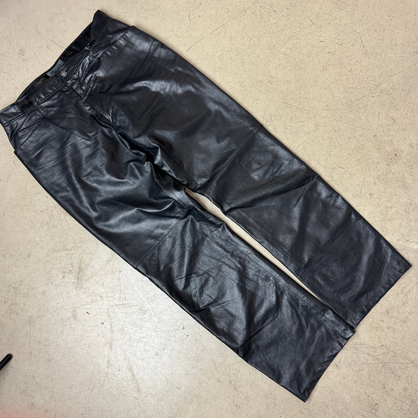 (L) 1990s Versace Leather Pants Straight Cut W38