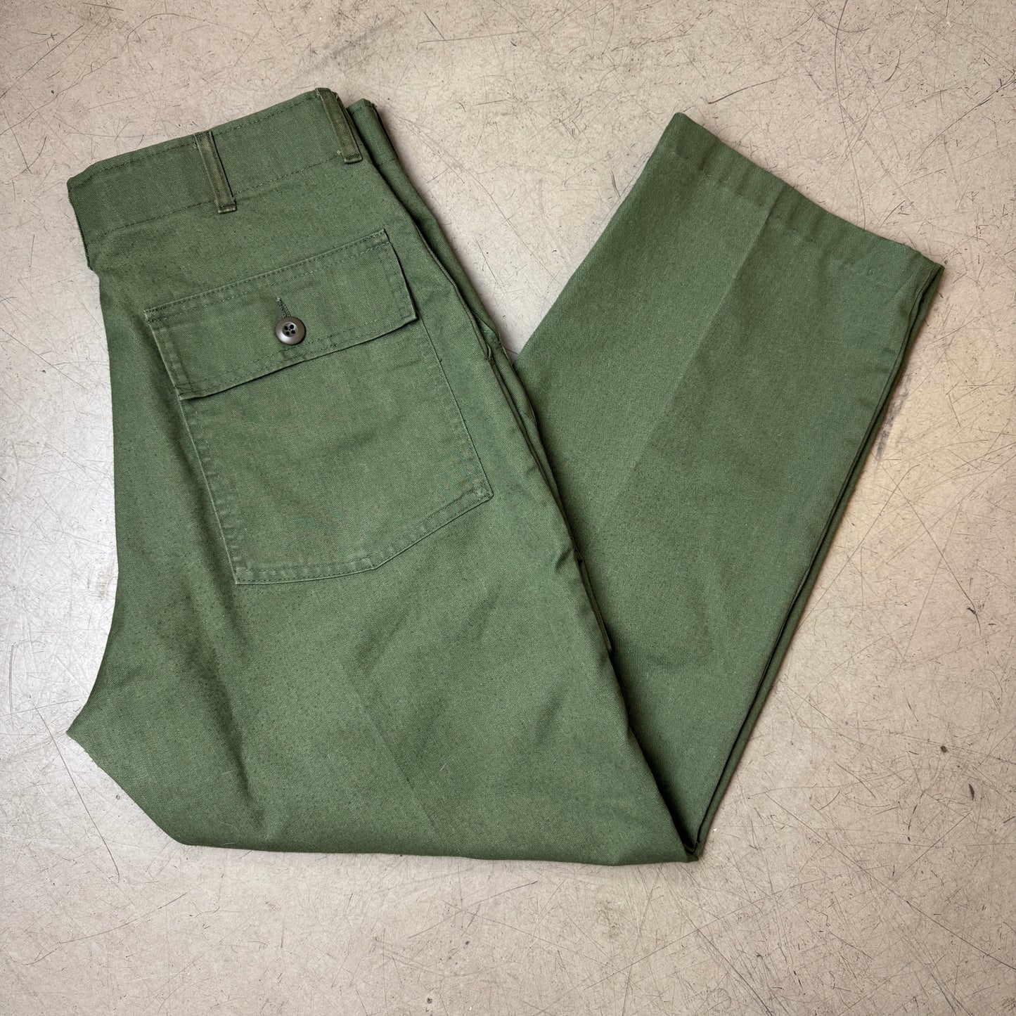(M) Vintage Fatigue Army Pants Front Pocket Olivgrün W34/L29