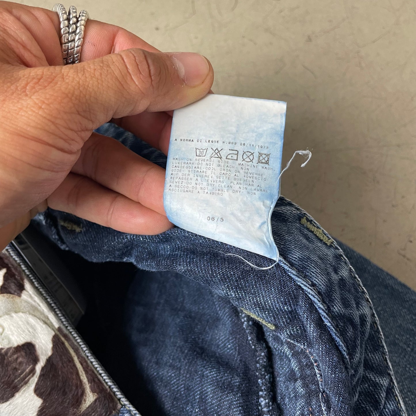 (S-M) 2000s Just Cavalli Low Waist 3/4 Jeanshose blau Cow Hide 26 40