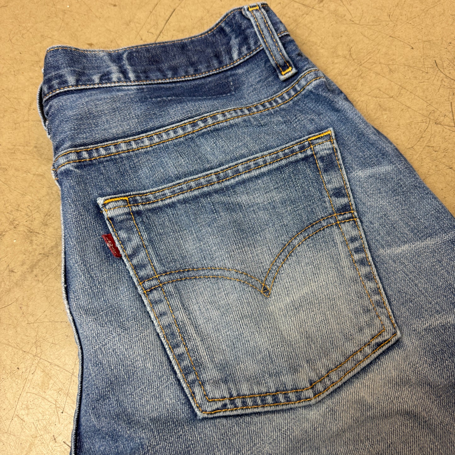 (L) Faded Levi’s 507 Bootcut Jeanshose W33/L34