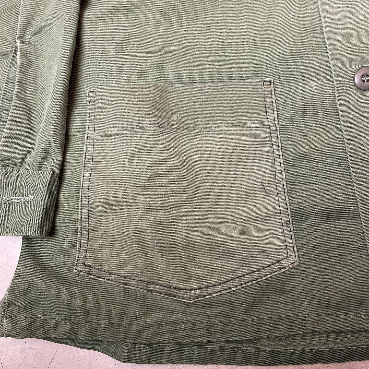 (L) 1970s OG107 Cotton Sateen US Army Hemd grün