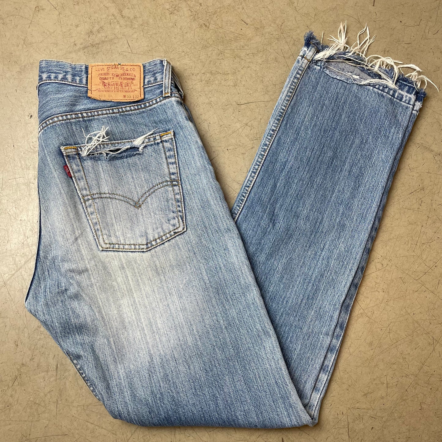 (L) Levi’s 505 04 Jeanshose faded blau W33/L32