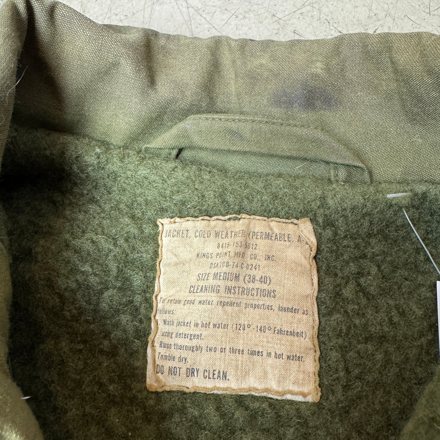 (S-M) Vintage Cropped Padded Army Jacket Olivgrün