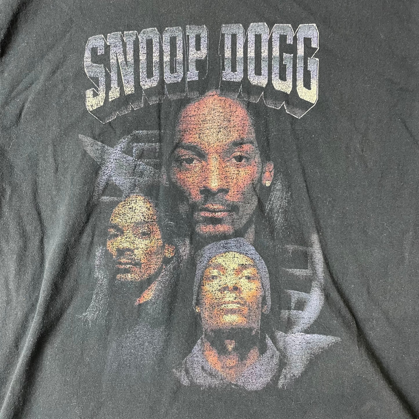 (L) 2020 Snoop Dogg Rap Band Tshirt faded black