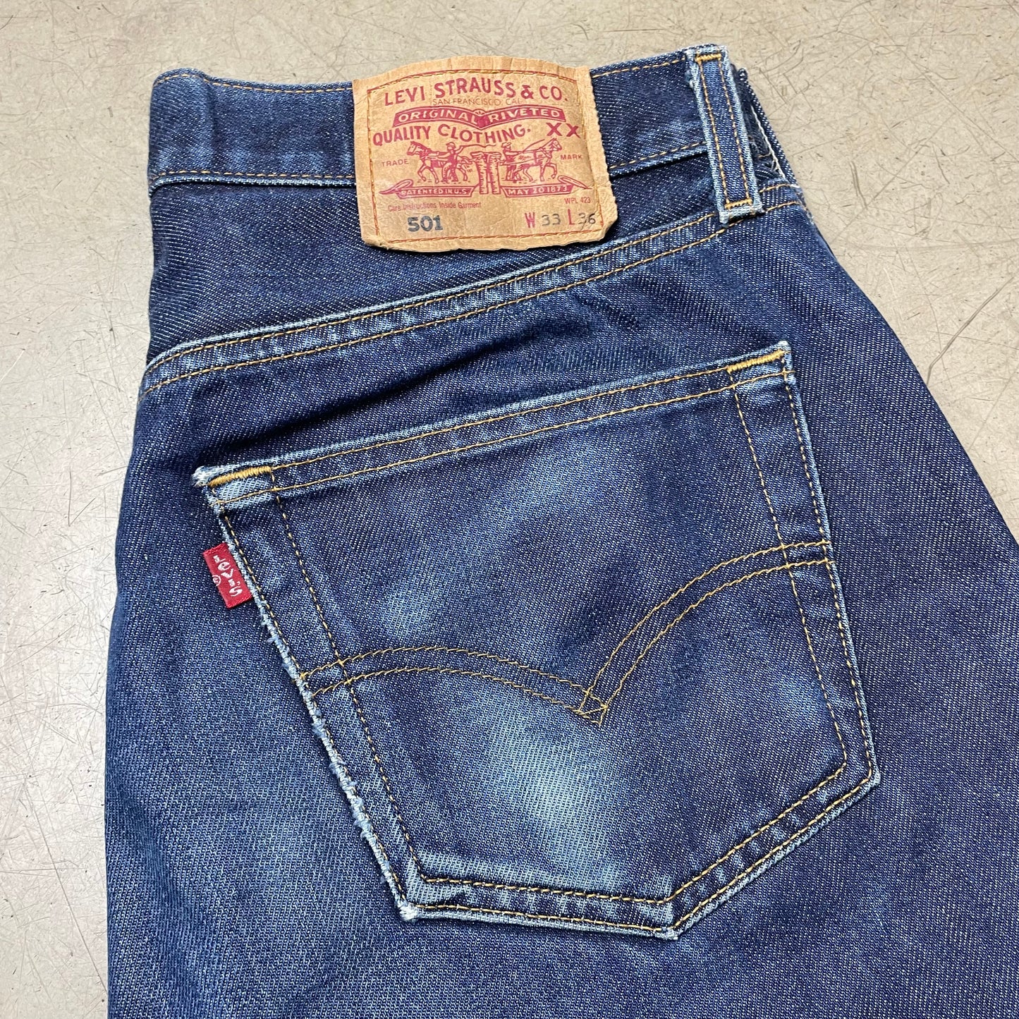 (L) Levi’s 501 Jeanshose blau W33/L36