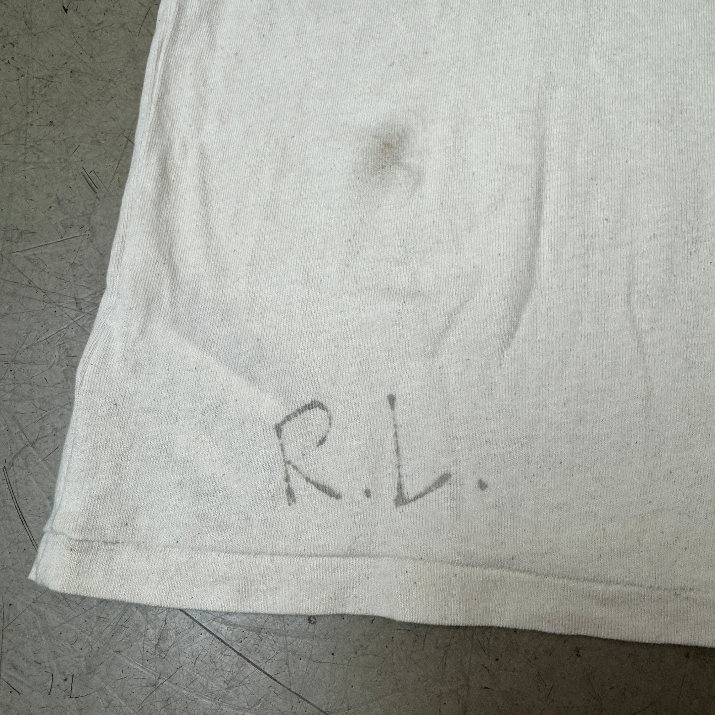(L) Rare Polo Country Ralph Lauren Polo Bear Single Stitch Tshirt Creme