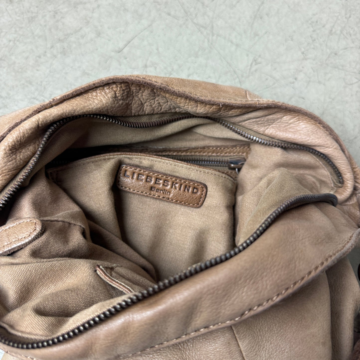 Liebeskind Berlin Faded Leder Tote Bag groß beige braun