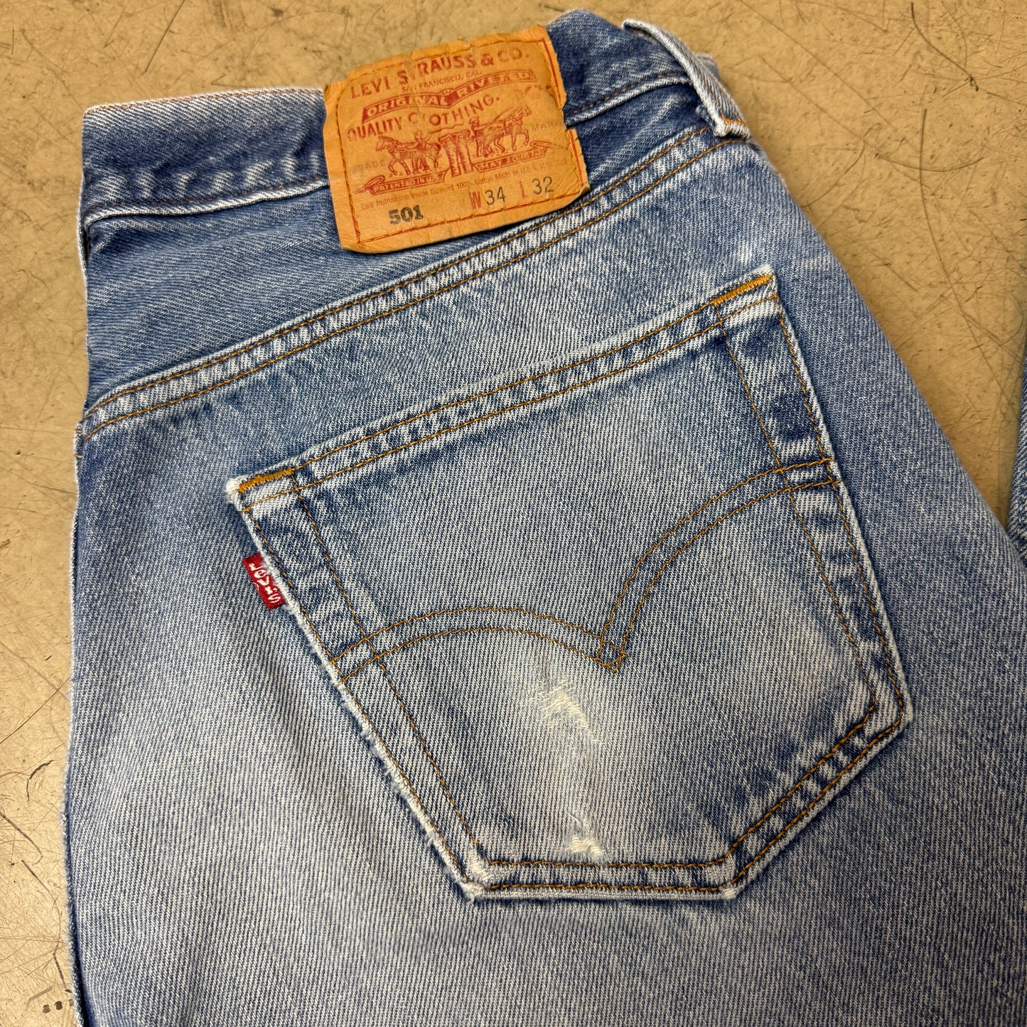 (L) Levi’s 501 Jeanshose Hellblau W34/L32