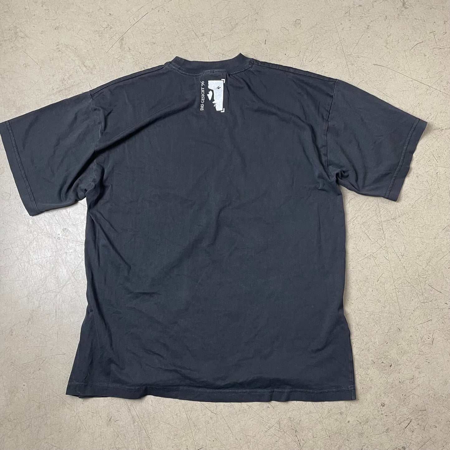 (XL) 1996 Das Gesicht Face Print Tshirt schwarz weiß