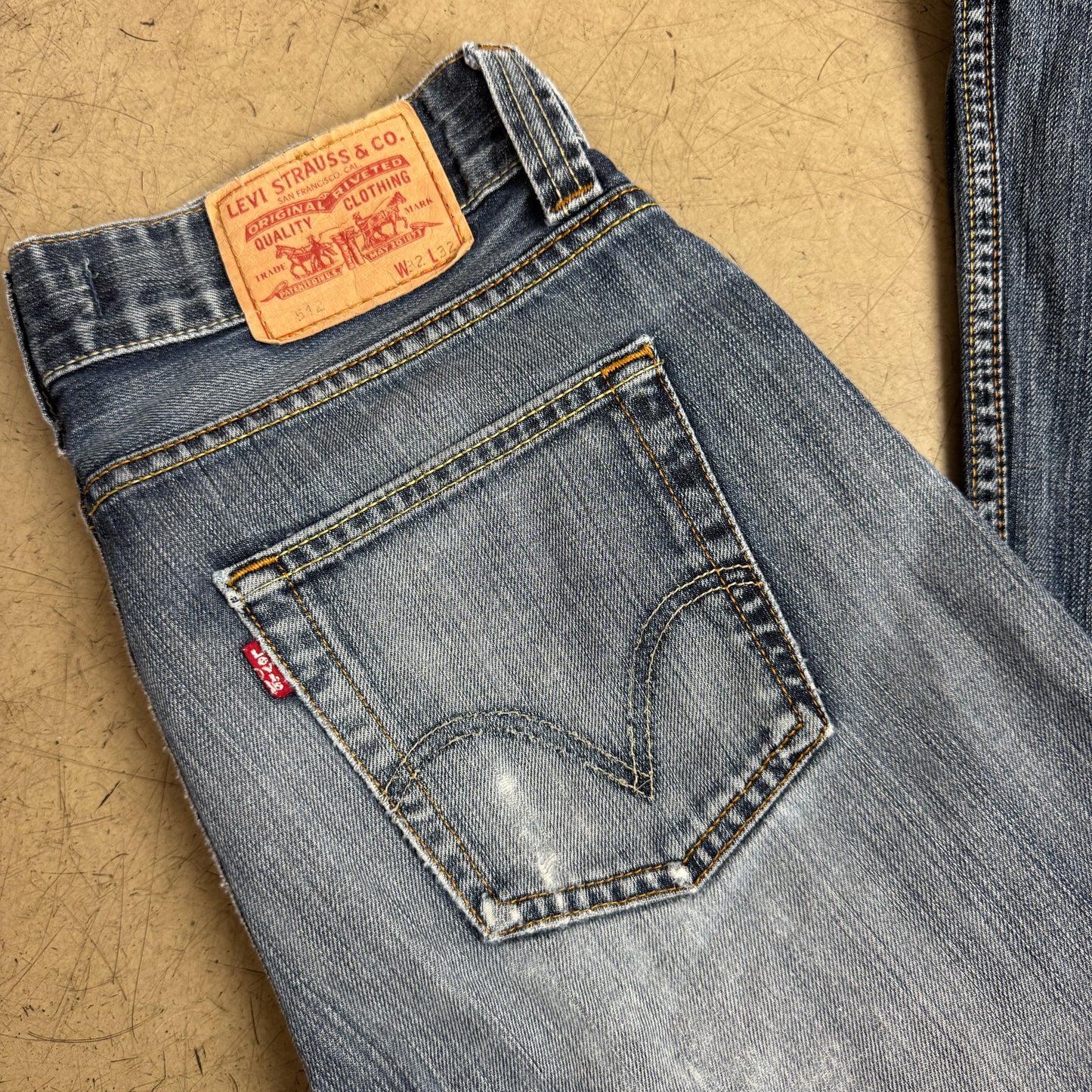 (M) 512 Bootcut Levi’s Jeanshose W32/L32