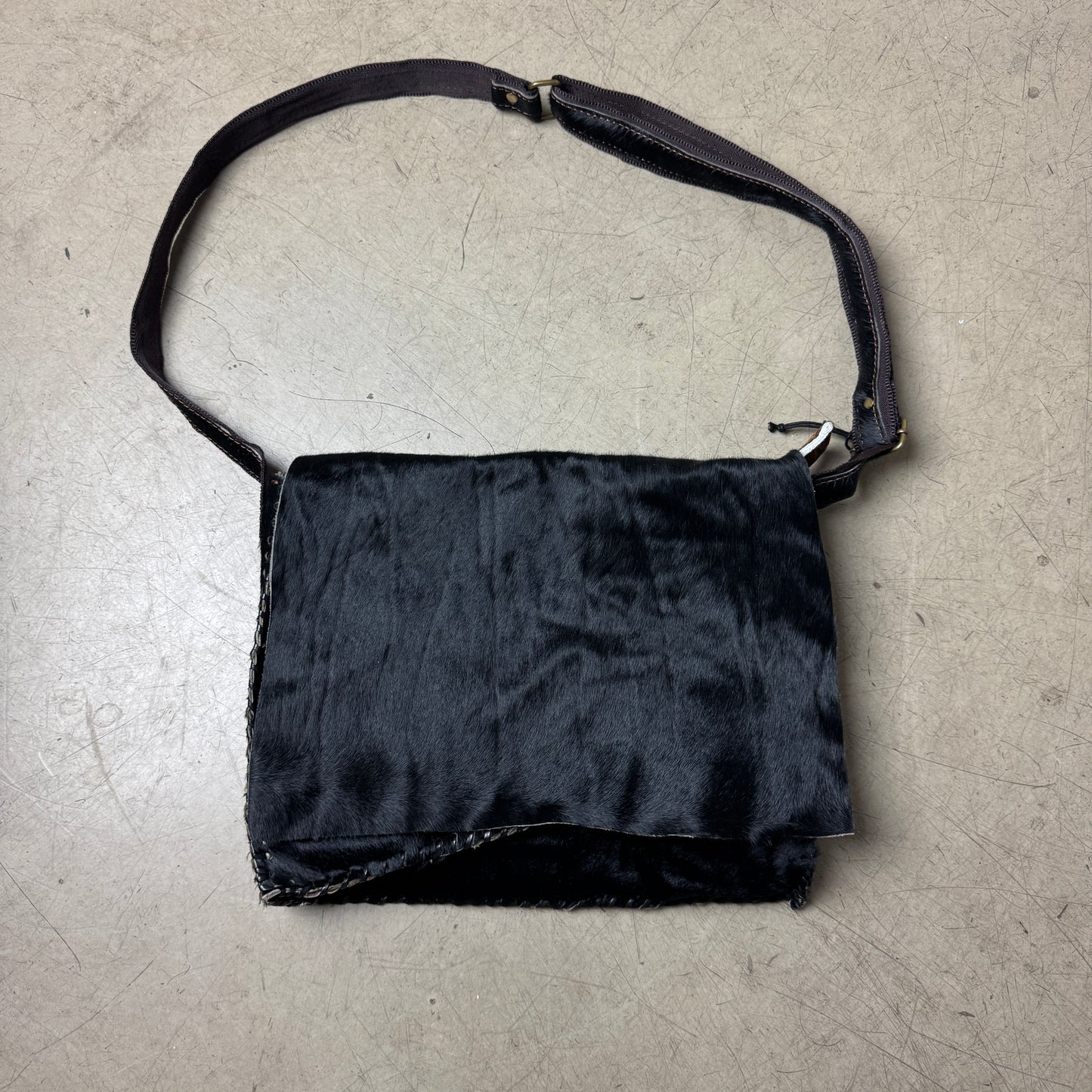 Black Cow Hide / Kuhfell Leder Side Bag