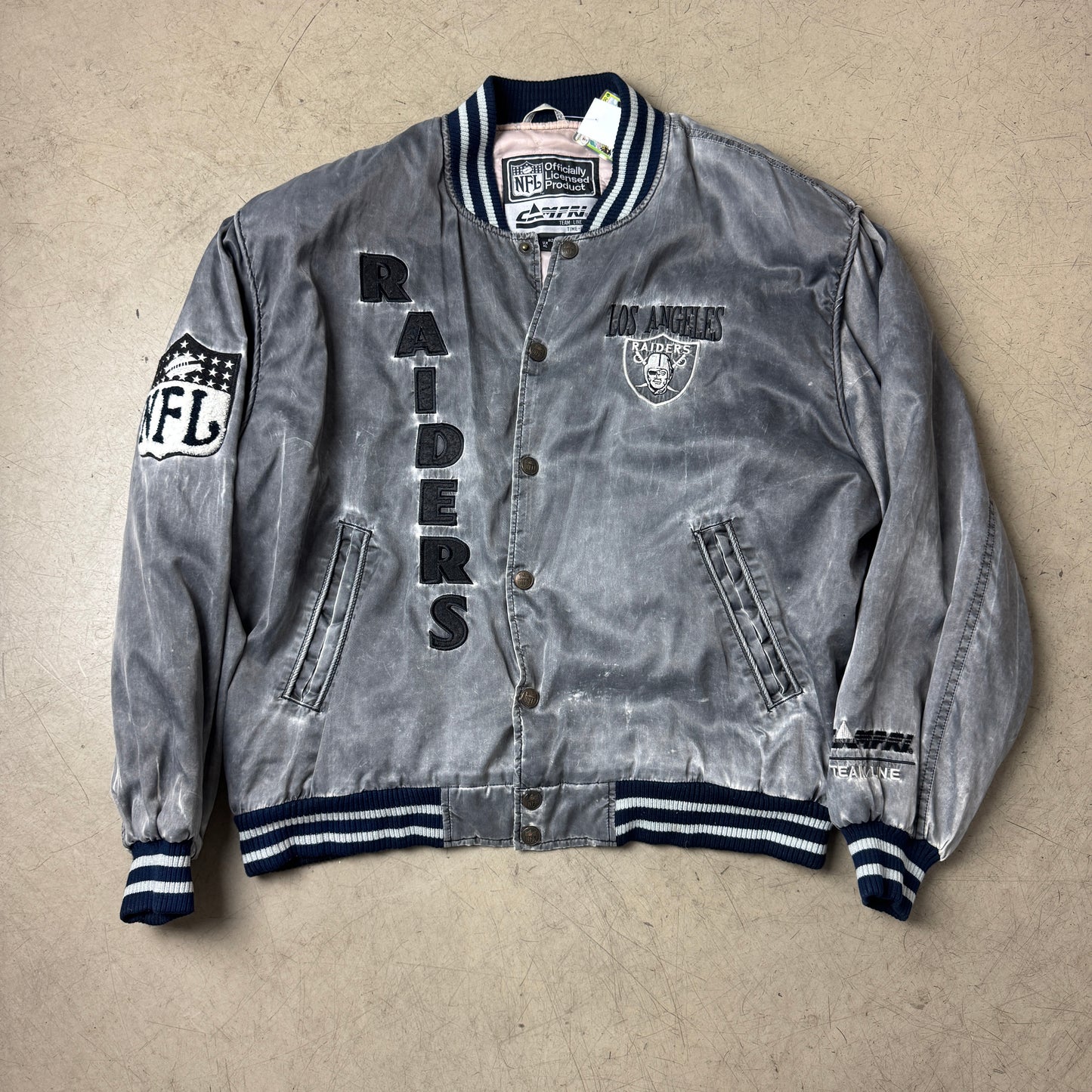 (XL) 1990s Campri Teamline Raiders Satin Bomberjacke Faded Grau