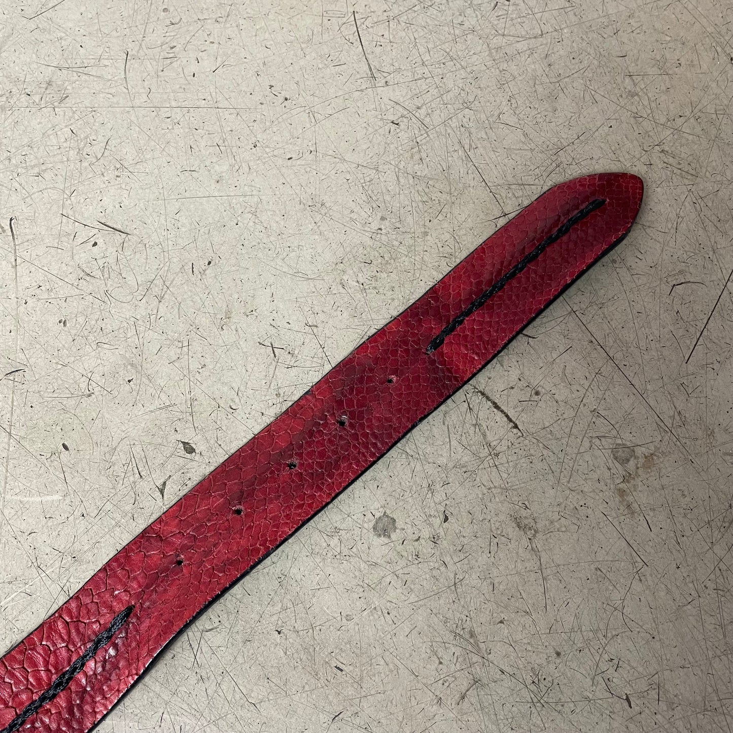 Vintage Enchantement Ledergürtel dunkelrot Burgundy schwarz 102cm