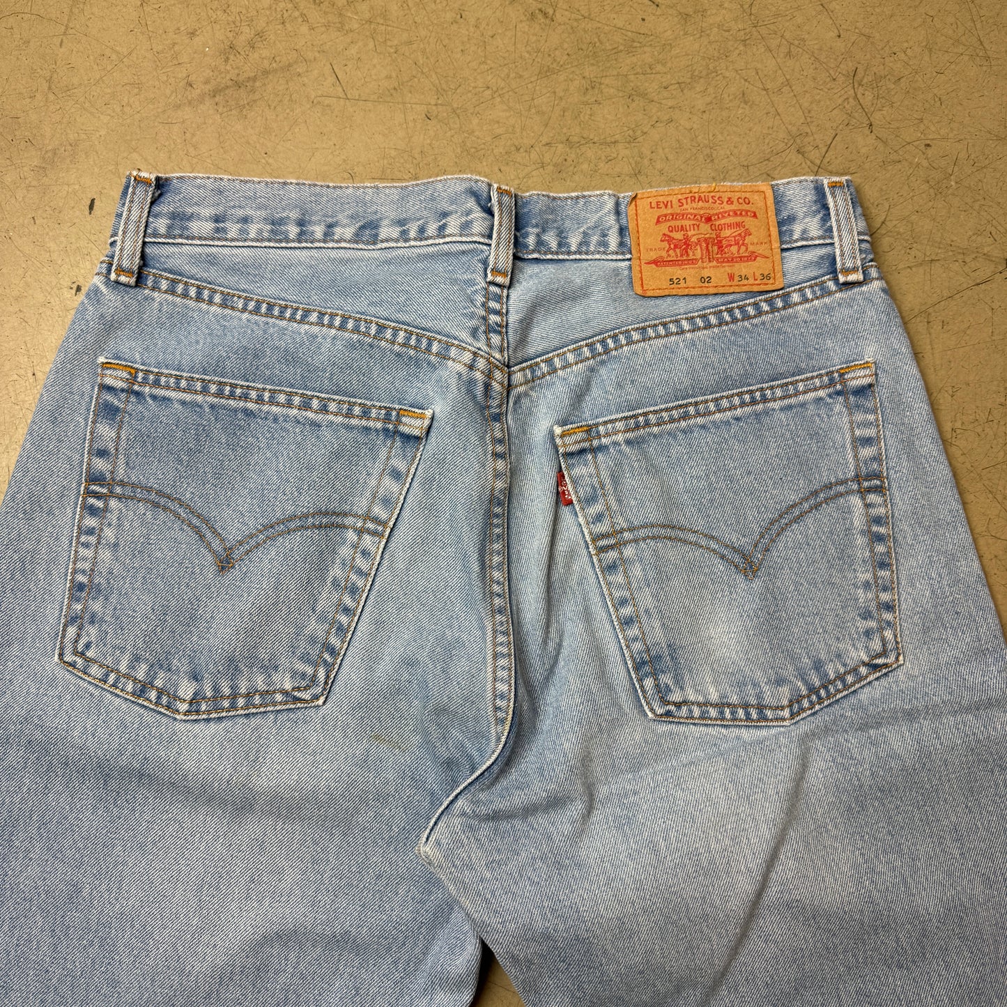 (M-L) Levi’s 521 02 Jeanshose hellblau W34/L36