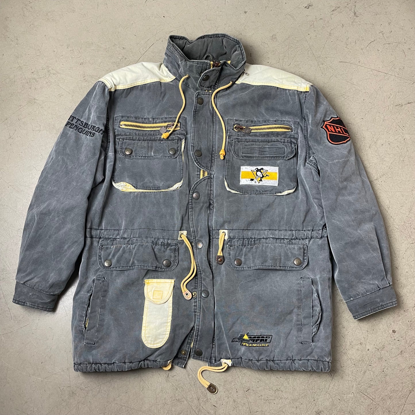 (M) 1990s Campri Teamline Pittsburgh Penguins NHL Jacket