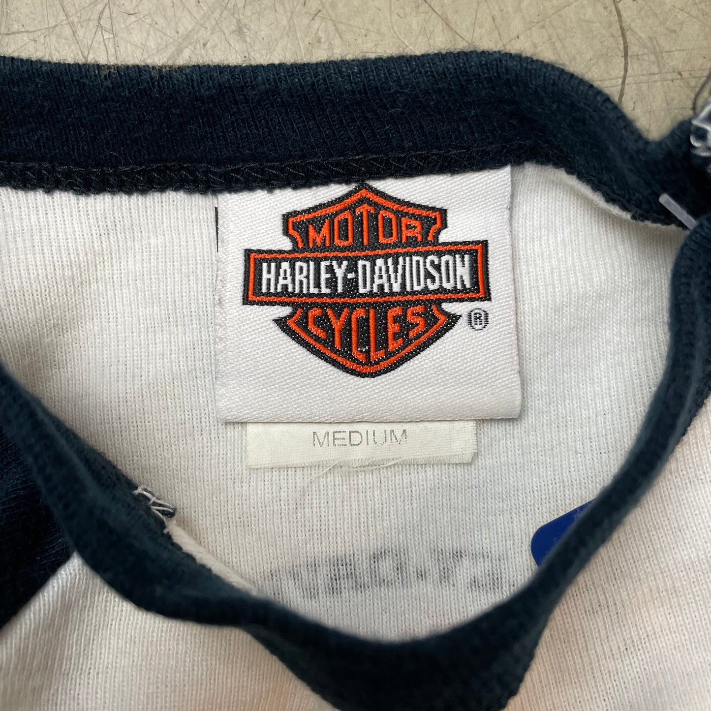 (M) Wmn Harley Davidson Baseball Longsleeve schwarz weiß Clayton County