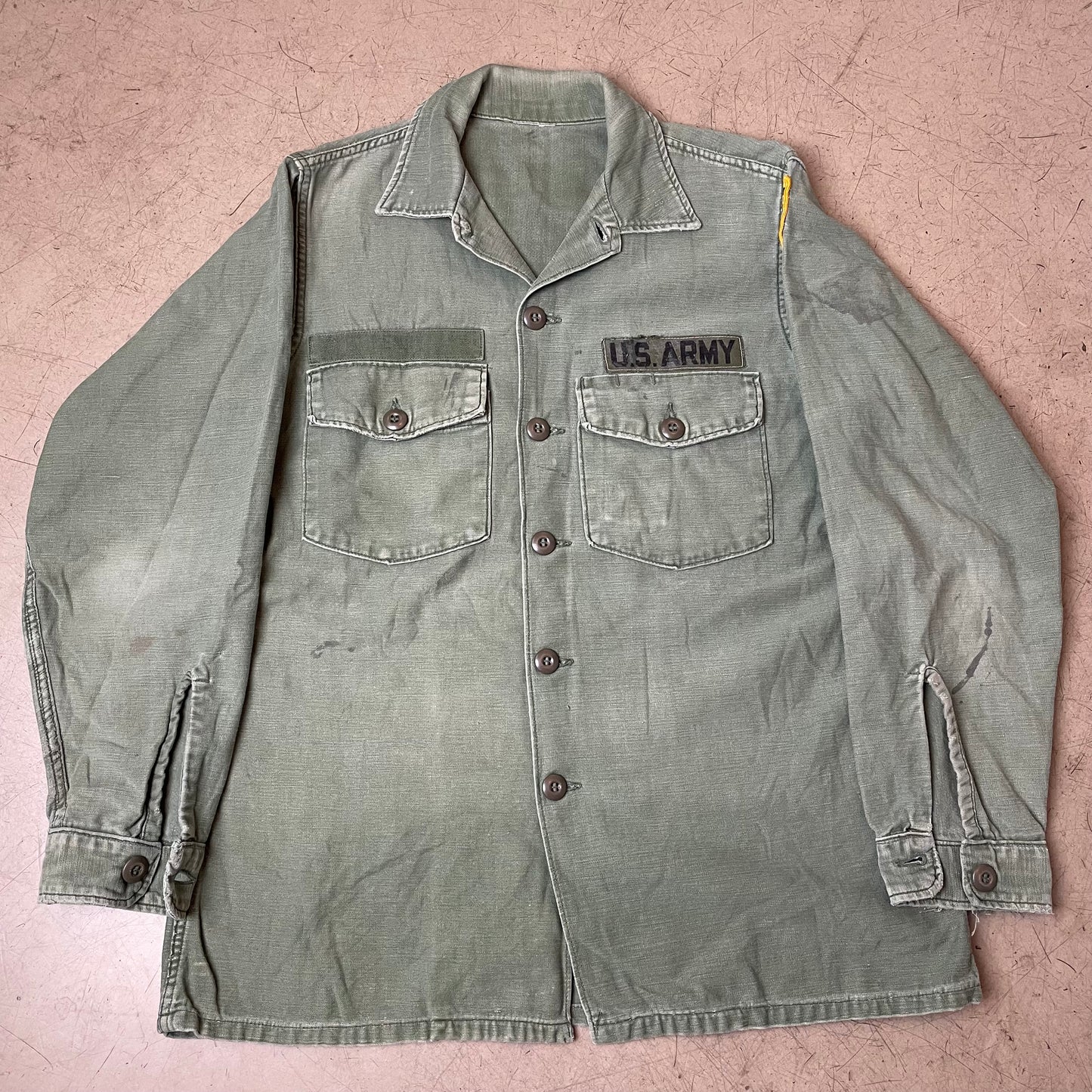 (S) 1970s OG107 Cotton Sateen Hemd US Army faded grün