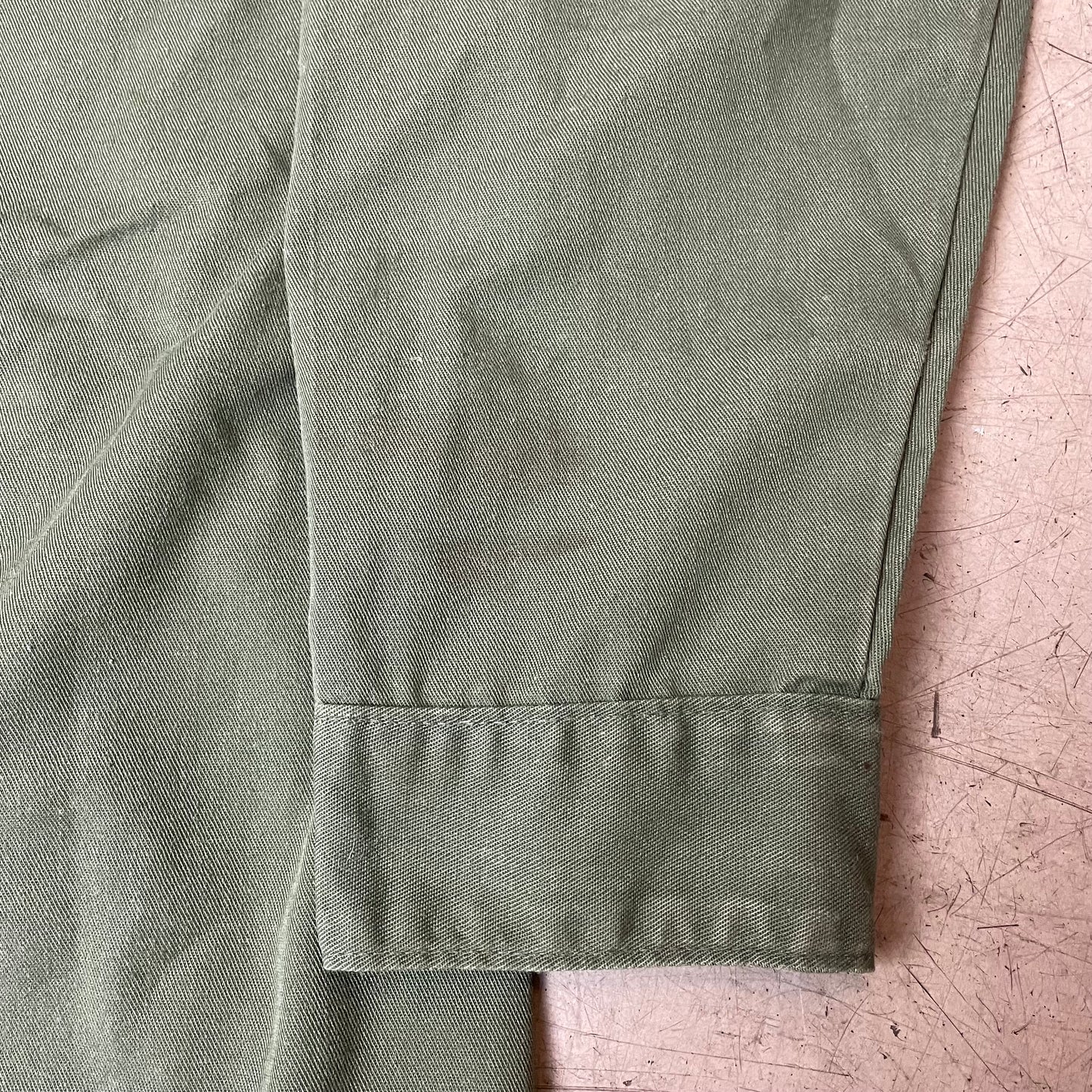 (L) 1970s OG107 Cotton Sateen US Army Hemd grün