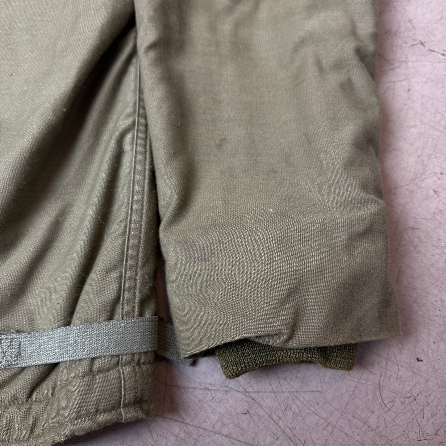 (S-M) Vintage Cropped Padded Army Jacket Olivgrün