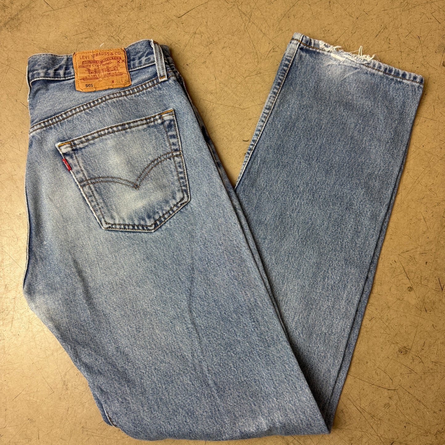 (L) Levi’s 501 Jeanshose hellblau W34/L34