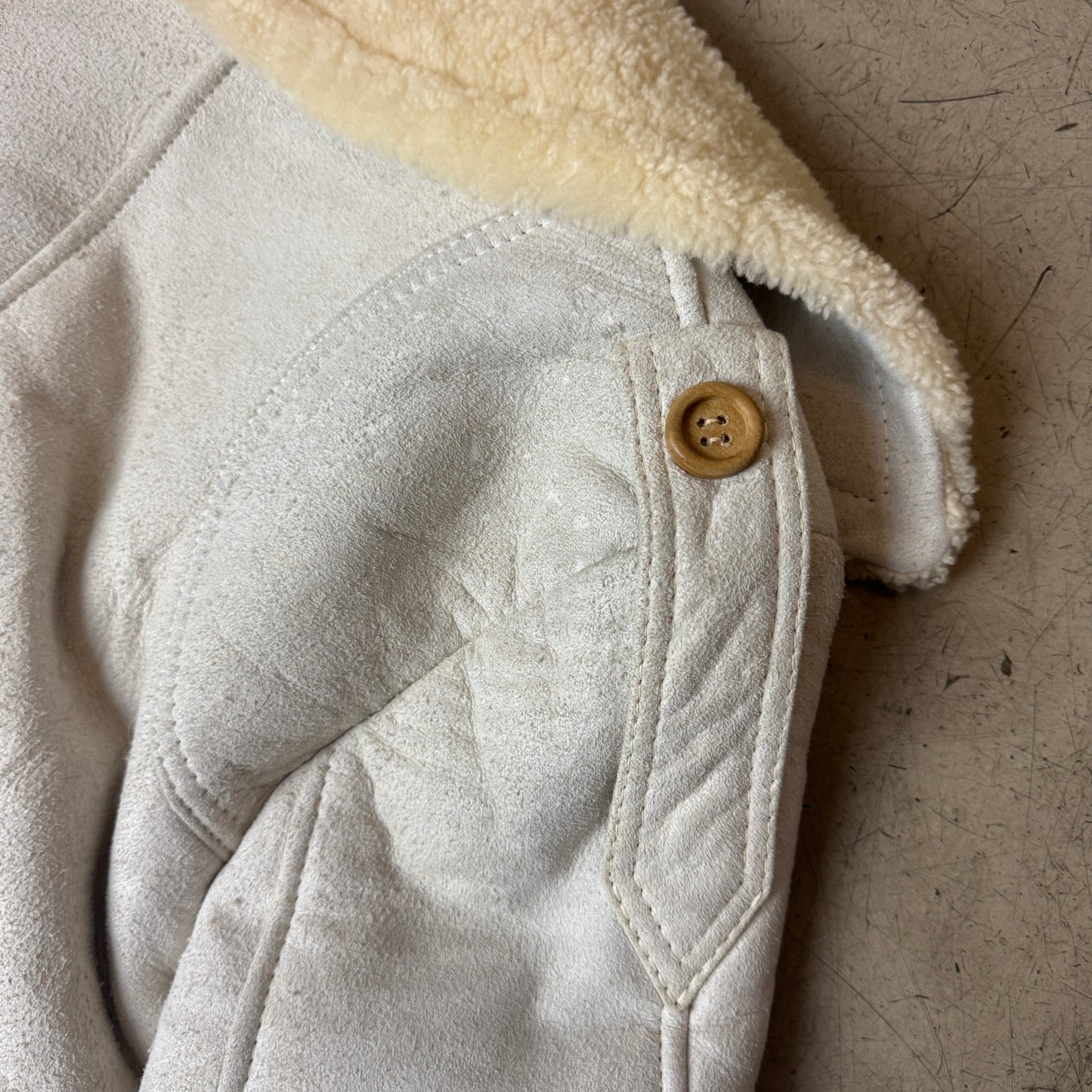 (S-M) 1970s Leder Piloten Flieger Bomberjacke hellgrau echte Schafswolle