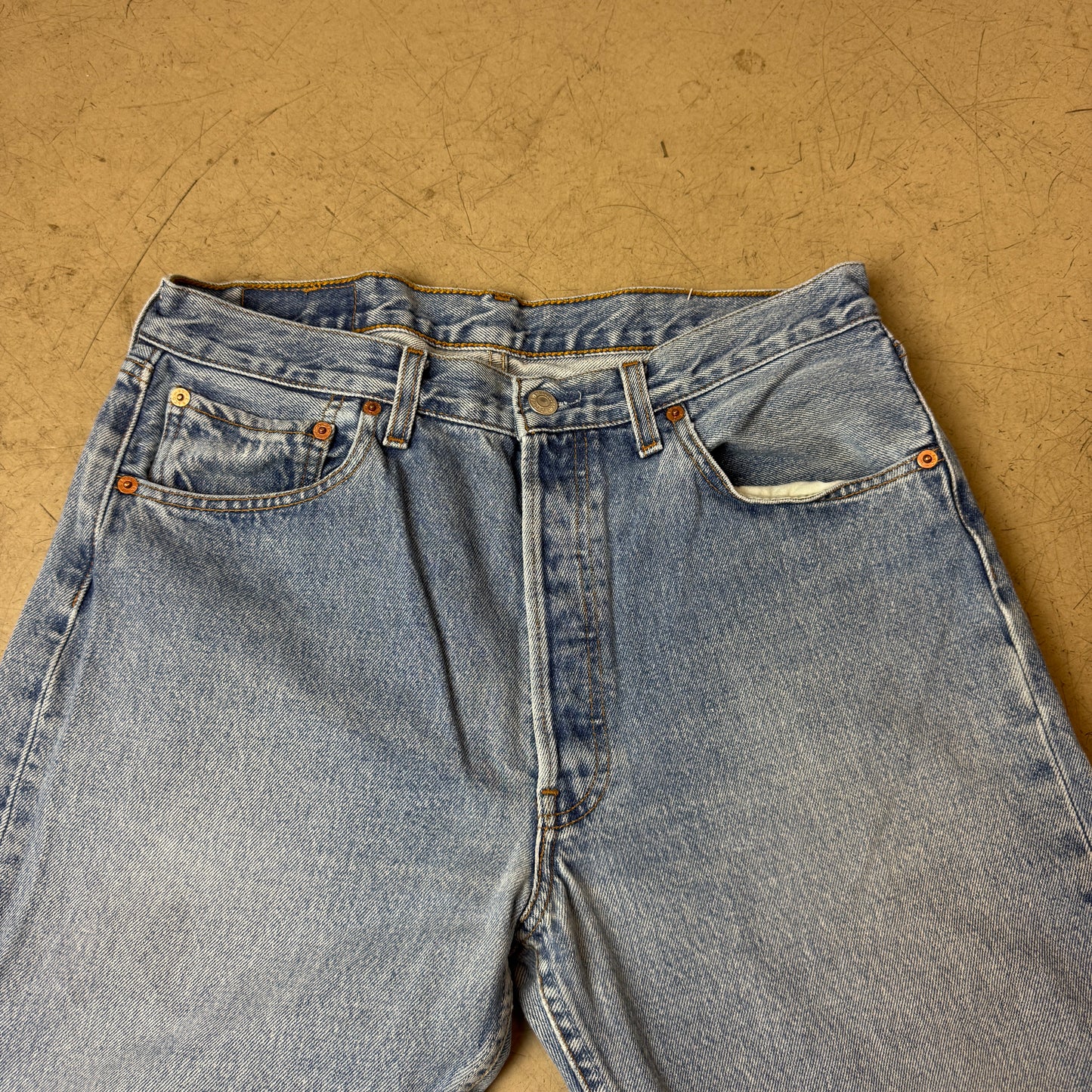 (L) Levi’s 501 Jeanshose hellblau W34/L34