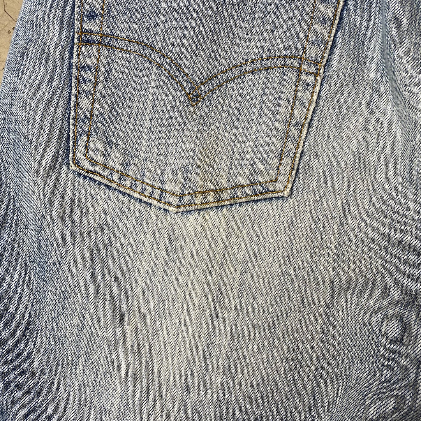 (L) Levi’s 505 04 Jeanshose faded blau W33/L32