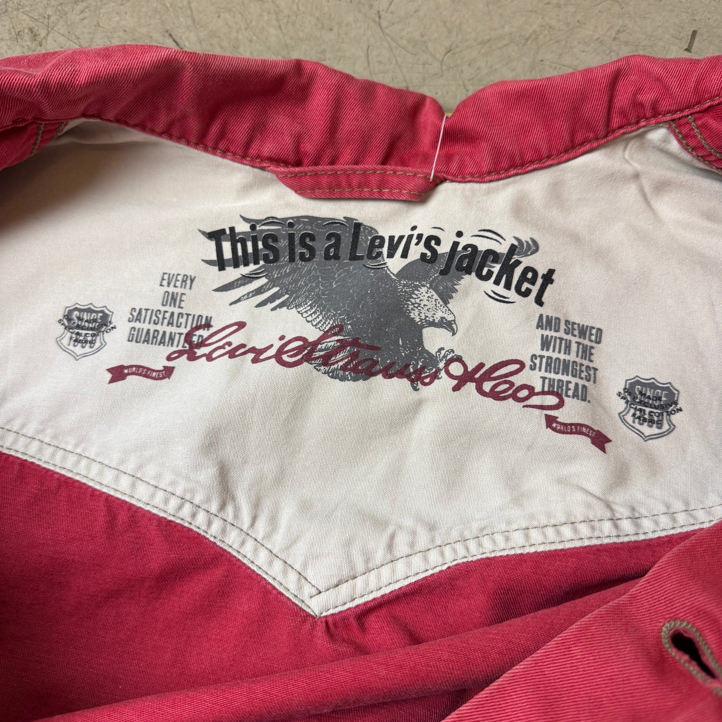 (S) Wmn 1990s Levi’s Jeansjacke Faded rot Black Label
