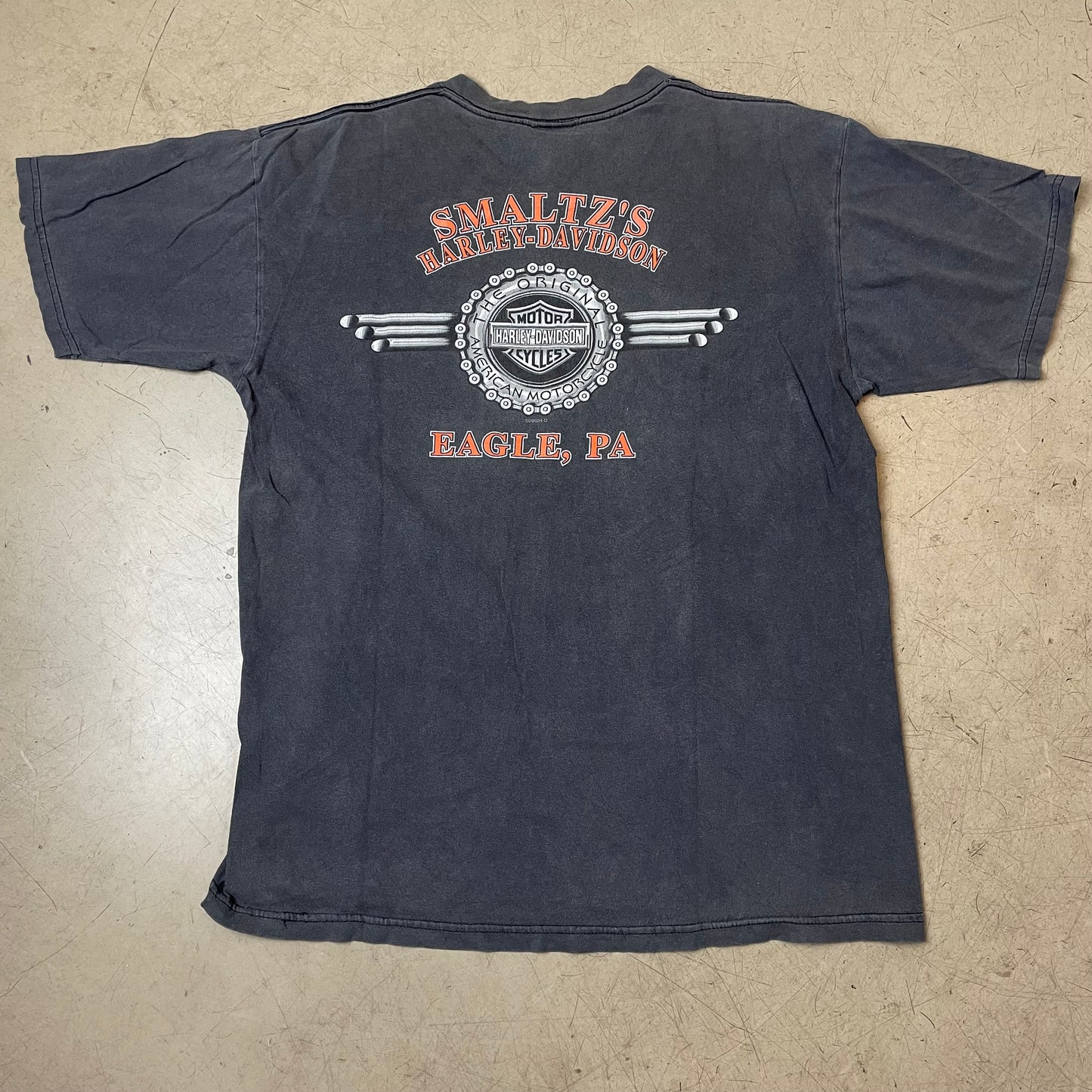 (XL) 2002 Harley Davidson Logo Tshirt faded Black