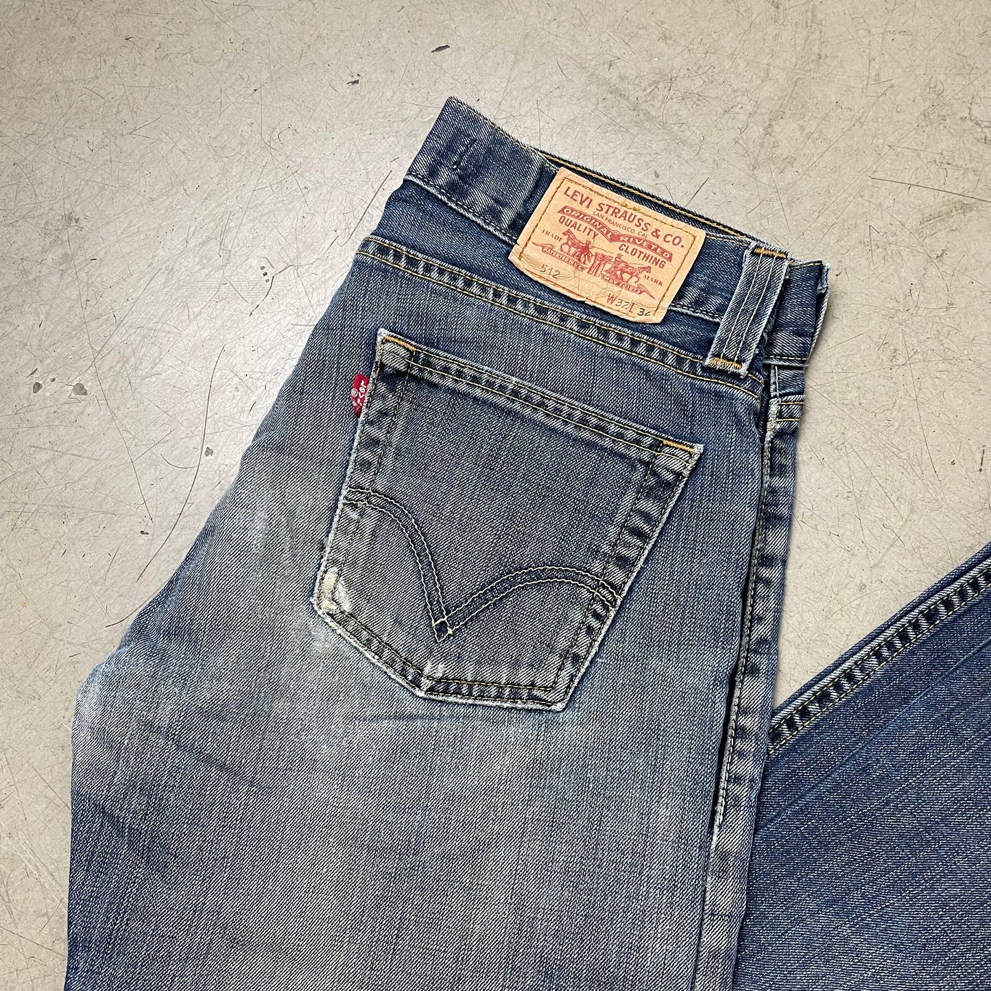 (M) 512 Levi’s Bootcut Jeanshose faded Navy blau W32L34