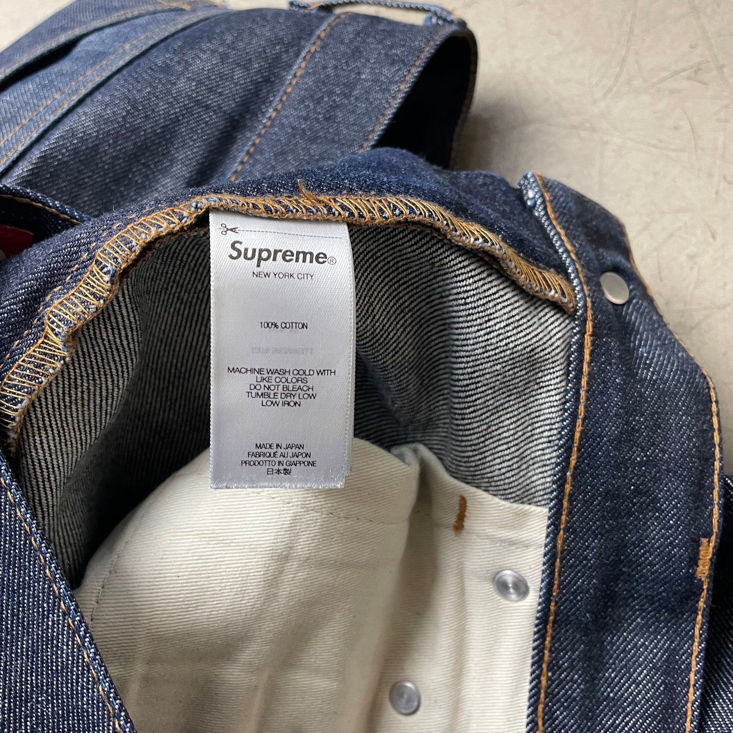 (L) Supreme Selvedge Selvage Denim Jeanshose dunkelblau W30